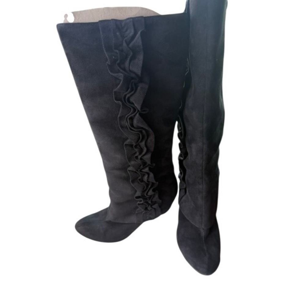 Fergalicious Black Faux Suede Tall Ruffle Side Zip Kitten Heel Boots 9.5